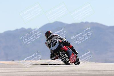 media/Oct-13-2025-Moto Forza (Mon) [[a66d839500]]/3-B Group/Session 4 (Turn 9)/